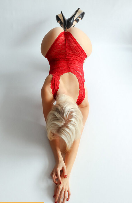 Foto di nudo di fuga di OnlyFans di Aneta Putowska