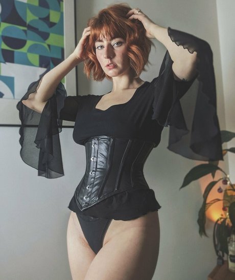 Foto di nudo di fuga di OnlyFans di Lilith Softnspooky