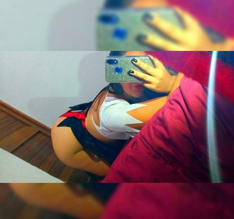 Foto di nudo di fuga di OnlyFans di Skylarcharm