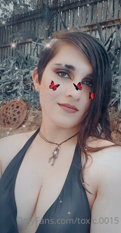 Foto di nudo di fuga di OnlyFans di Toxic0015
