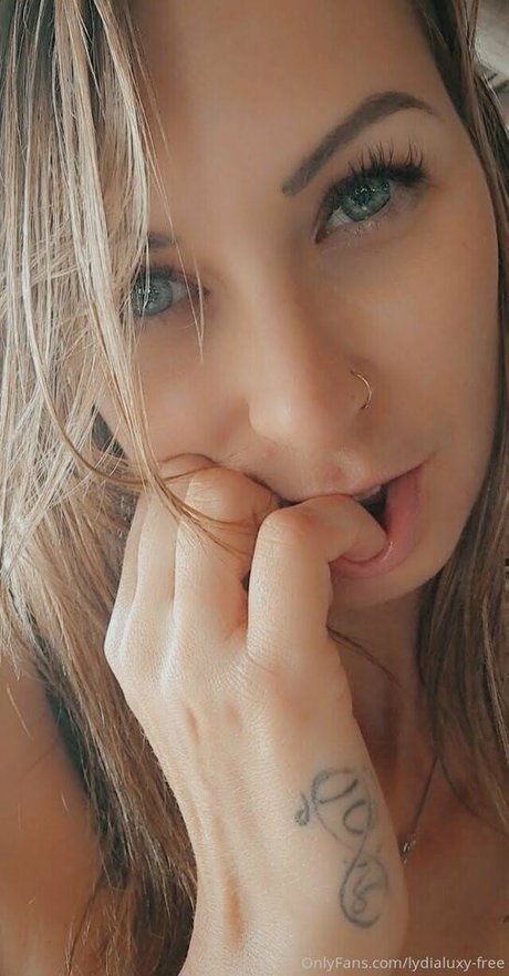 Foto di nudo di fuga di OnlyFans di Lydialuxyfree