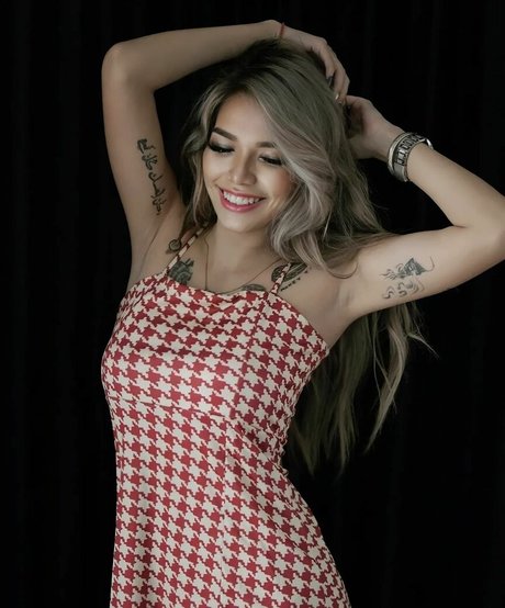 Foto di nudo di fuga di OnlyFans di Norithita