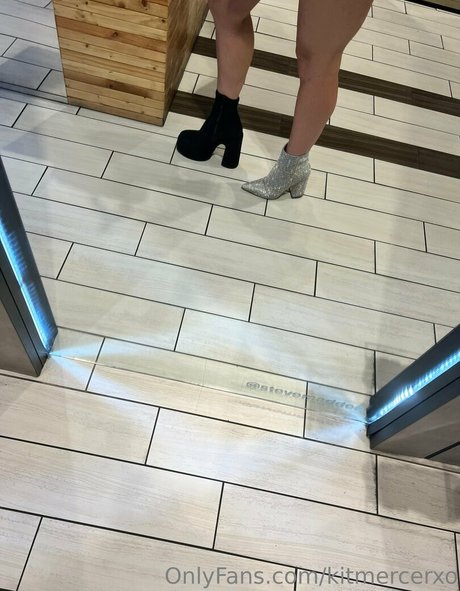 Foto di nudo di fuga di OnlyFans di Kitmercerxo
