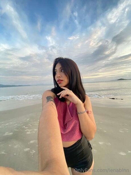 Foto di nudo di fuga di OnlyFans di Its Emilyy