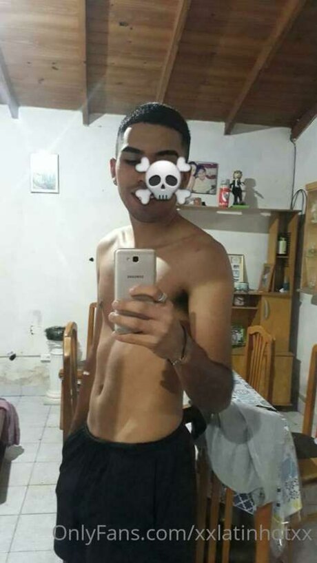 Foto di nudo di fuga di OnlyFans di Xxlatinhotxx