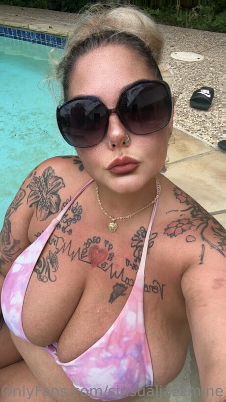 Foto di nudo di fuga di OnlyFans di Sinsualjazzmine