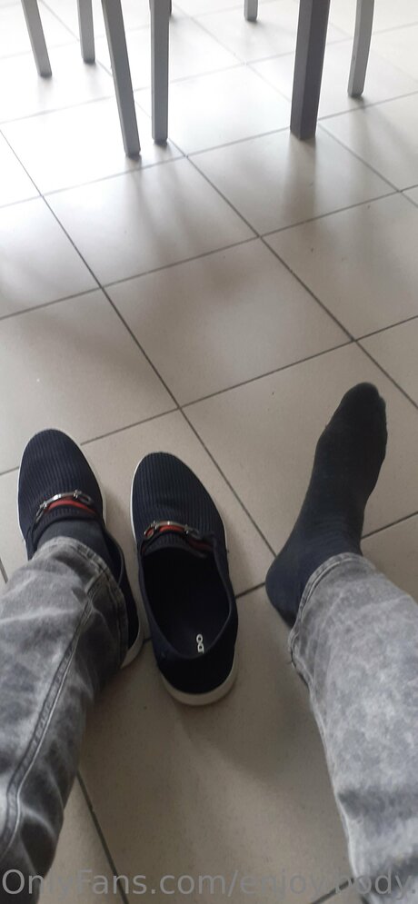 Foto di nudo di fuga di OnlyFans di Enjoy Body And Foot