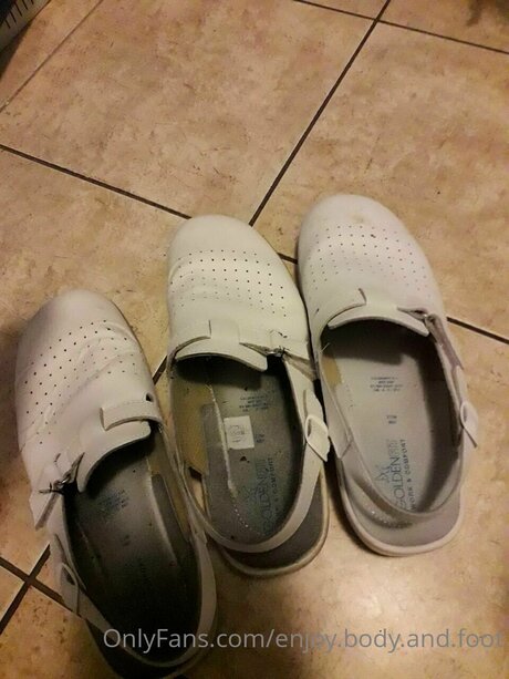 Foto di nudo di fuga di OnlyFans di Enjoy Body And Foot