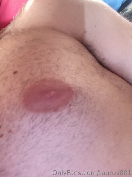 Foto di nudo di fuga di OnlyFans di Taurus801