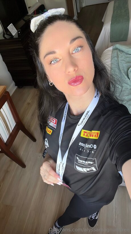 Foto di nudo di fuga di OnlyFans di Alyssamagnumfree