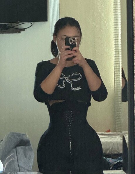 Aroomi Kim