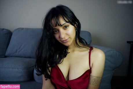 Foto di nudo di fuga di OnlyFans di Saya Karim