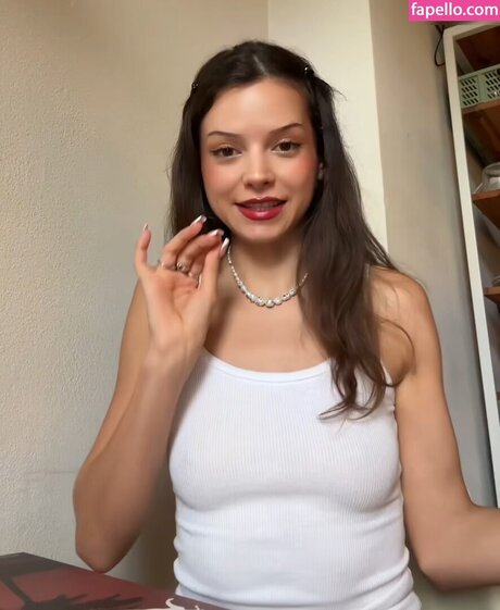 Nina Chuba