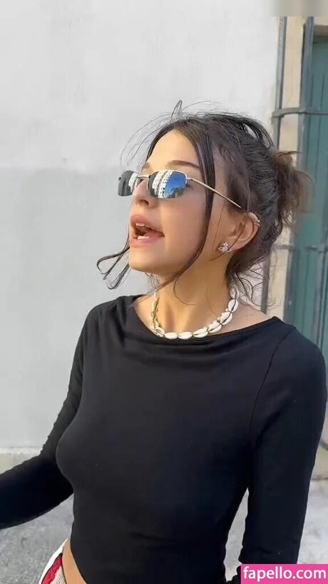 Foto di nudo di fuga di OnlyFans di Nina Chuba