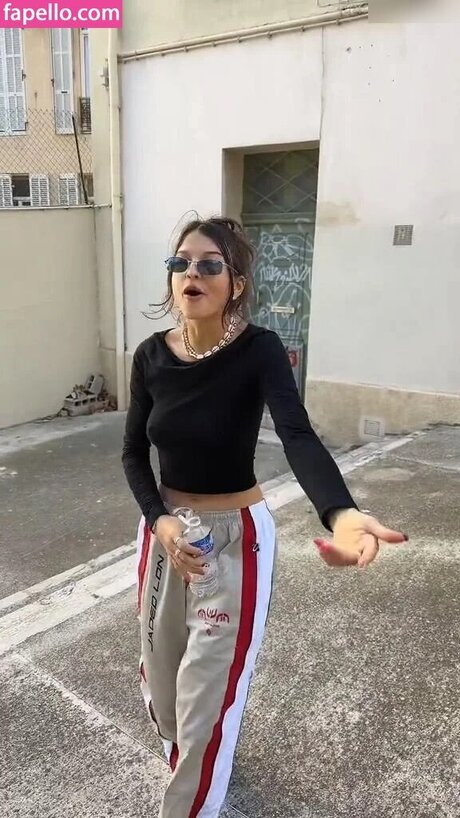 Nina Chuba