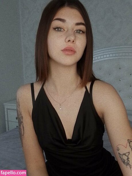 Foto di nudo di fuga di OnlyFans di Sweetyuna