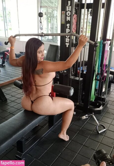 Tatiana_big_ass_boobs