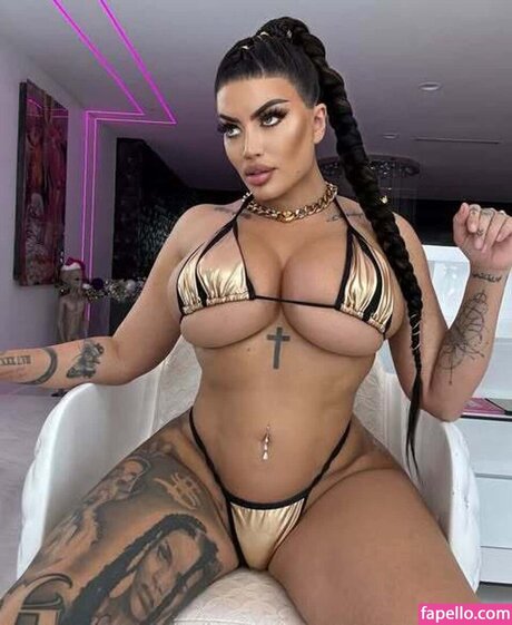 Foto di nudo di fuga di OnlyFans di Toochikash