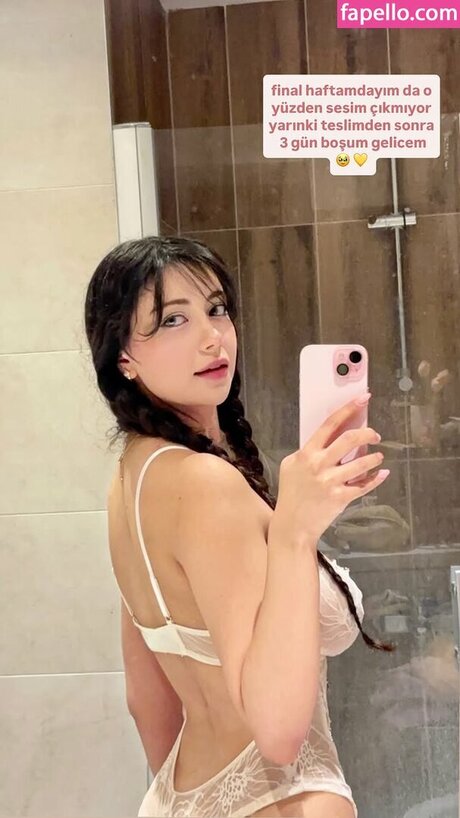 Foto di nudo di fuga di OnlyFans di Nazks6