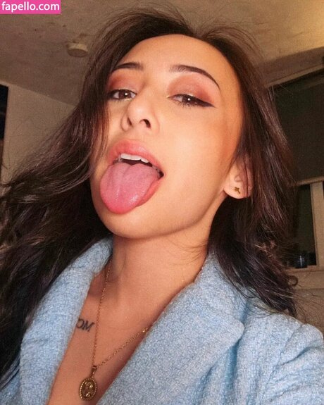 Foto di nudo di fuga di OnlyFans di Ahegao