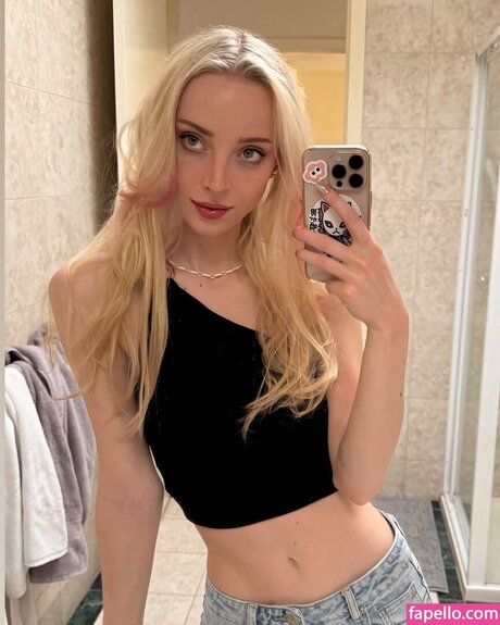 Foto di nudo di fuga di OnlyFans di Bubbell