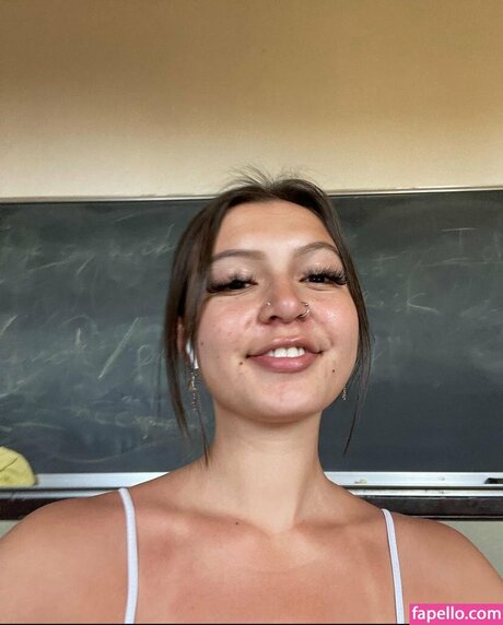Foto di nudo di fuga di OnlyFans di Lucia Manfredi