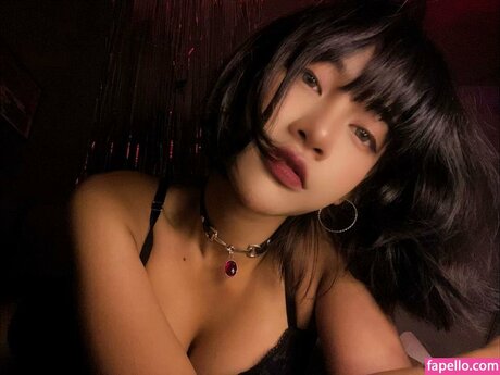 Foto di nudo di fuga di OnlyFans di Atiqaaarn