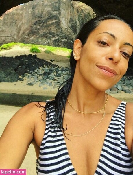 Foto di nudo di fuga di OnlyFans di Samantha Schmutz