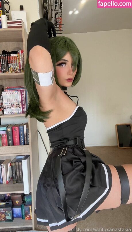 Foto di nudo di fuga di OnlyFans di Loltrxnity