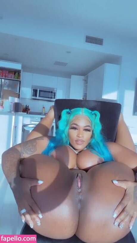 Foto di nudo di fuga di OnlyFans di Dime Racks