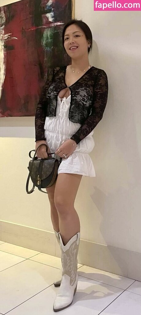 Foto di nudo di fuga di OnlyFans di Moontellthat