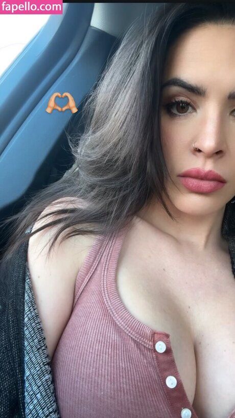 Foto di nudo di fuga di OnlyFans di Rosie Okumura