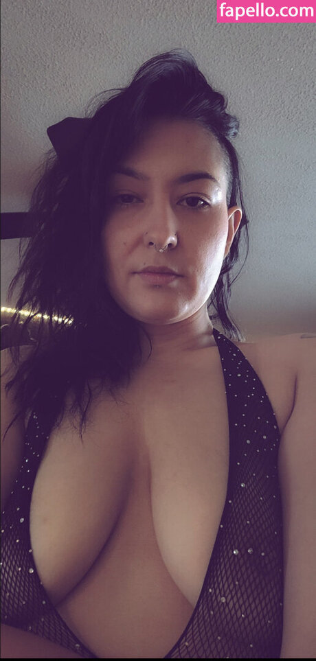 Foto di nudo di fuga di OnlyFans di Mavismorningstarxox