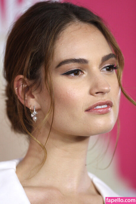 Foto di nudo di fuga di OnlyFans di Lilyjames