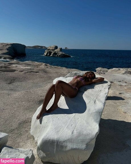 Foto di nudo di fuga di OnlyFans di Spellling
