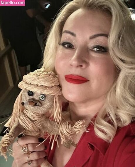 Foto di nudo di fuga di OnlyFans di Jennifer Tilly