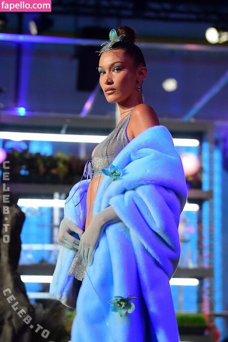 Foto di nudo di fuga di OnlyFans di Bella Hadid