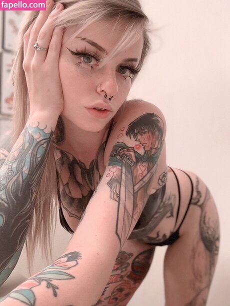 Foto di nudo di fuga di OnlyFans di Faithfitzy