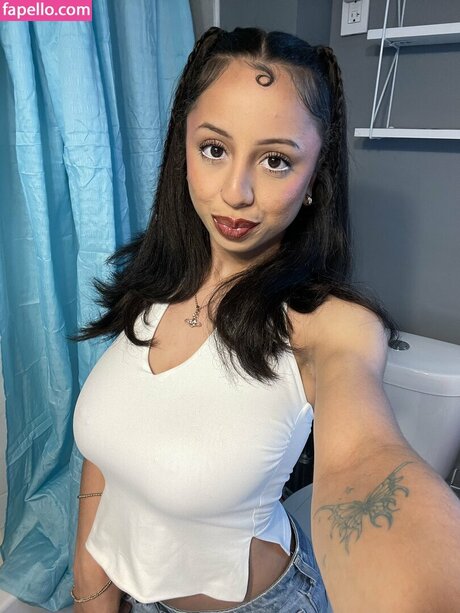 Foto di nudo di fuga di OnlyFans di Br1mberly L