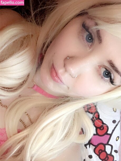 Foto di nudo di fuga di OnlyFans di Sincerelyneon