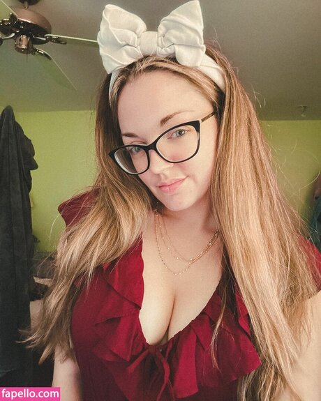 Foto di nudo di fuga di OnlyFans di Annamt1992