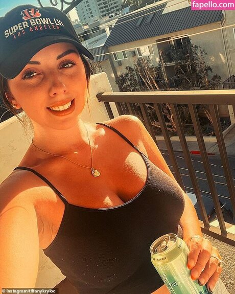 Foto di nudo di fuga di OnlyFans di Tiffany Krylov
