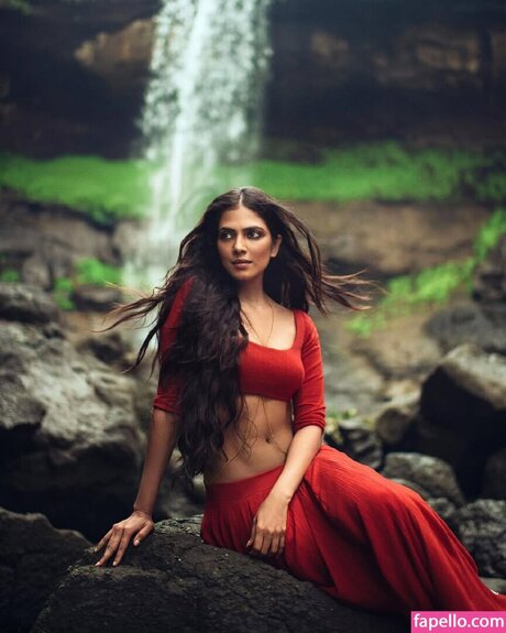 Foto di nudo di fuga di OnlyFans di Malavika Mohanan