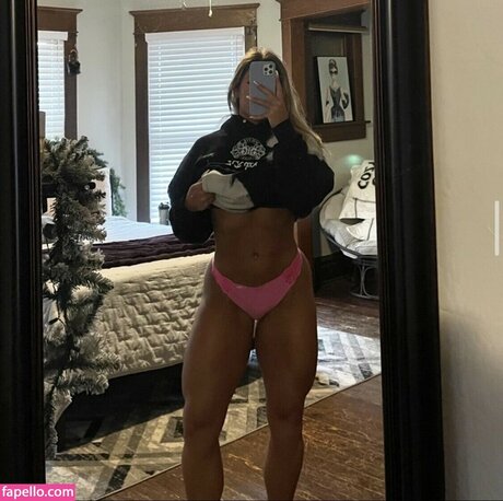 Foto di nudo di fuga di OnlyFans di Kaitlinnkfit