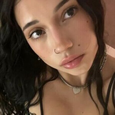 Foto di nudo di fuga di OnlyFans di Tessajoyy
