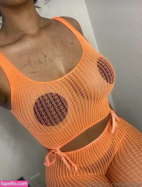 Foto di nudo di fuga di OnlyFans di Royalty24kt