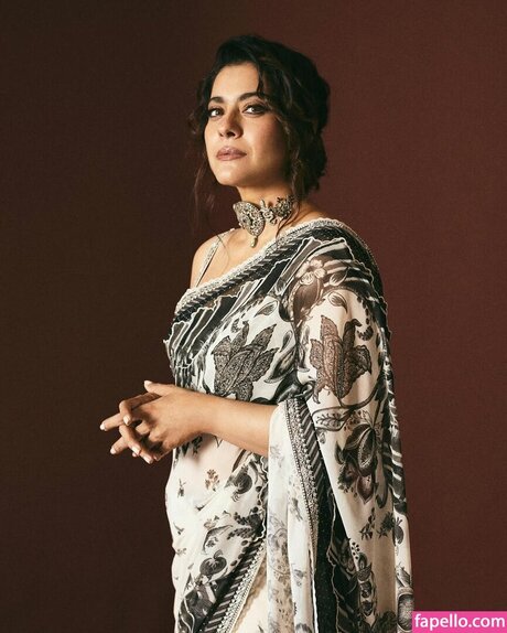 Foto di nudo di fuga di OnlyFans di Kajol Devgn