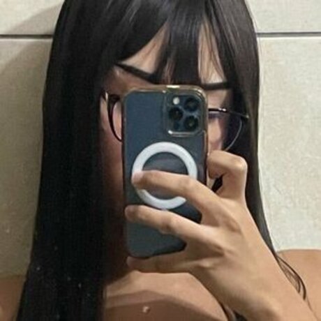 Foto di nudo di fuga di OnlyFans di Liz Dcnauta