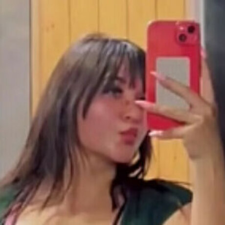 Foto di nudo di fuga di OnlyFans di Nishi Tanwar
