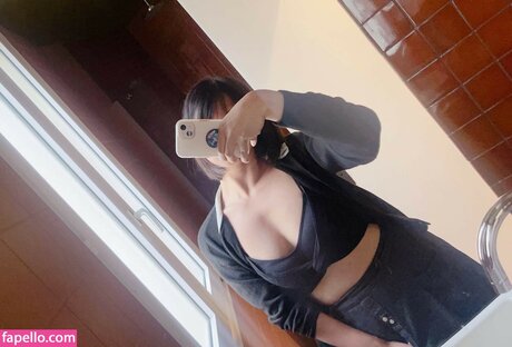 Foto di nudo di fuga di OnlyFans di Tarantunya